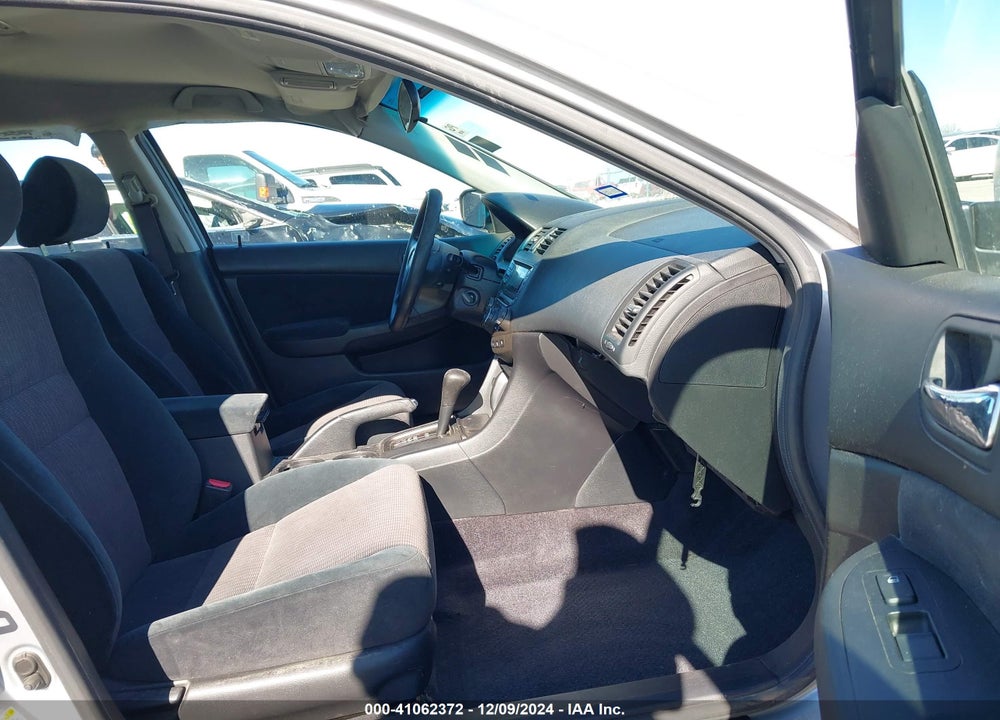 2003 HONDA ACCORD 3.0 LX VIN: 1HGCM66343A041219