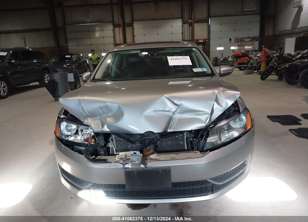 2012 VOLKSWAGEN PASSAT 2.5L SE VIN: 1VWBP7A39CC091582