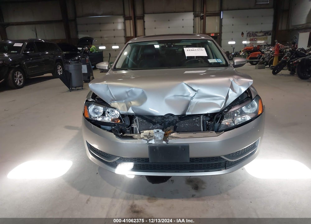 2012 VOLKSWAGEN PASSAT 2.5L SE VIN: 1VWBP7A39CC091582