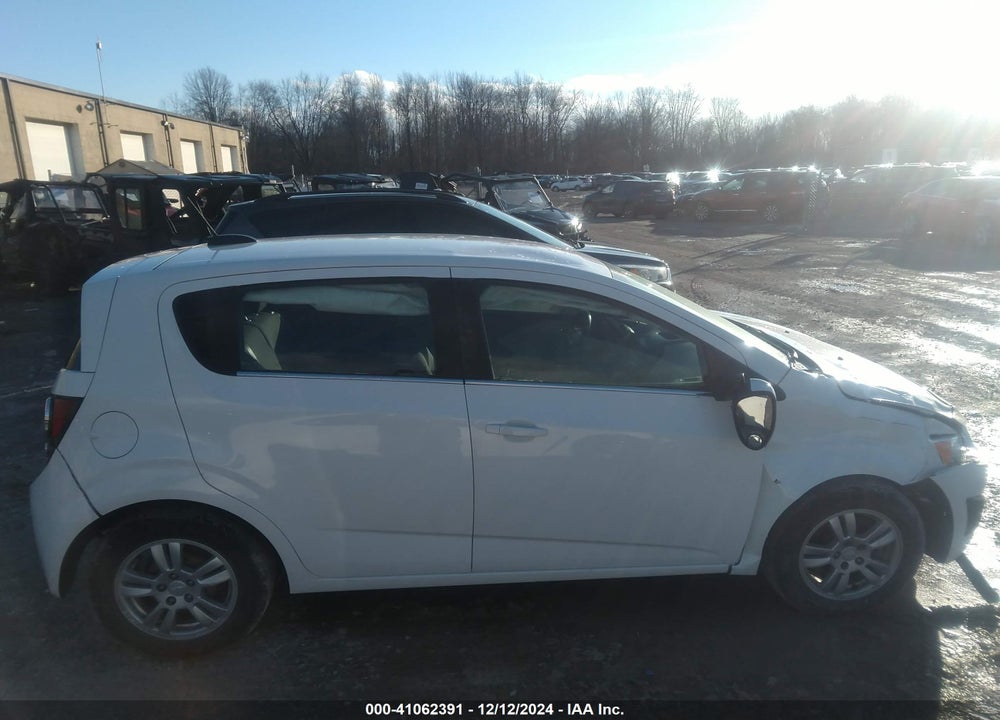 2015 CHEVROLET SONIC VIN: 1G1JC6SG4F4205906