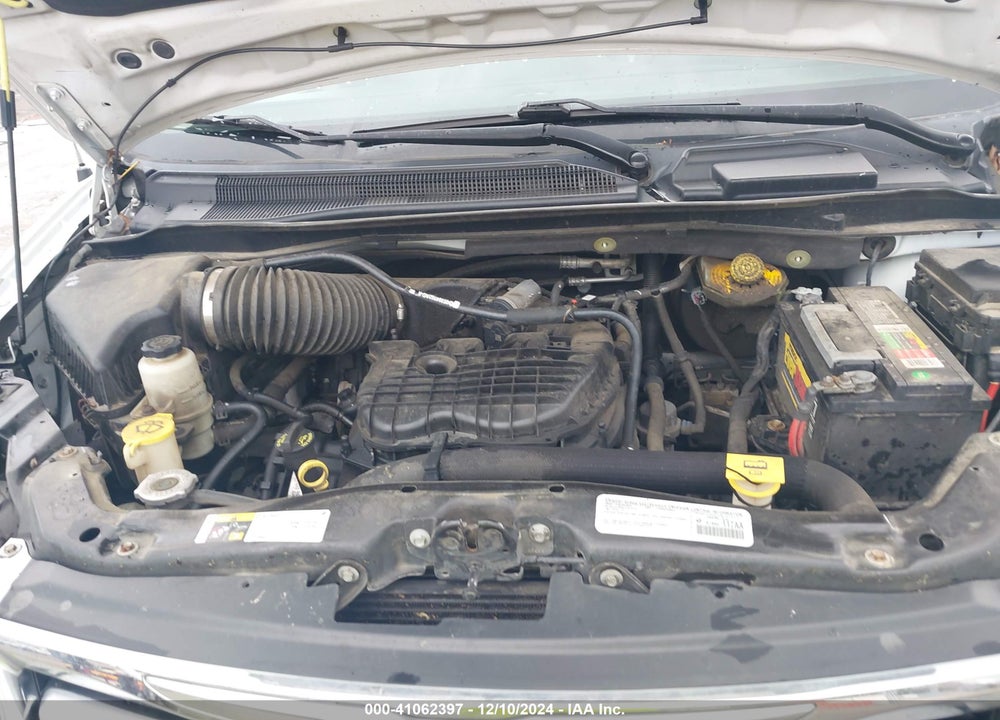 2015 CHRYSLER TOWN & COUNTRY TOURING VIN: 2C4RC1BG9FR570981