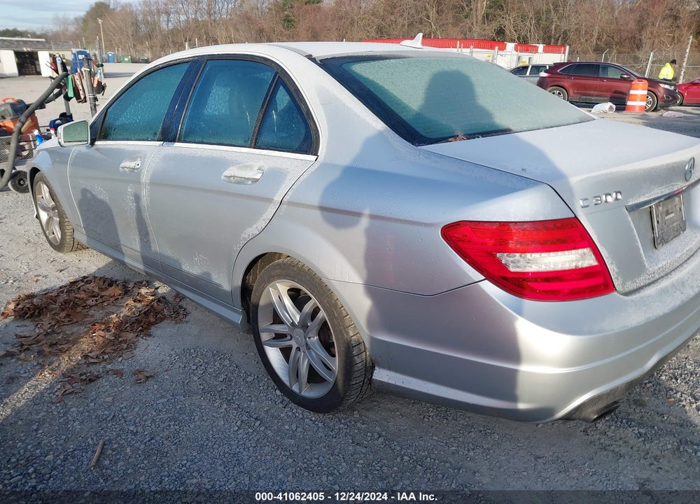2013 MERCEDES-BENZ C 300 LUXURY 4MATIC/SPORT 4MATIC VIN: WDDGF8AB9DR298745