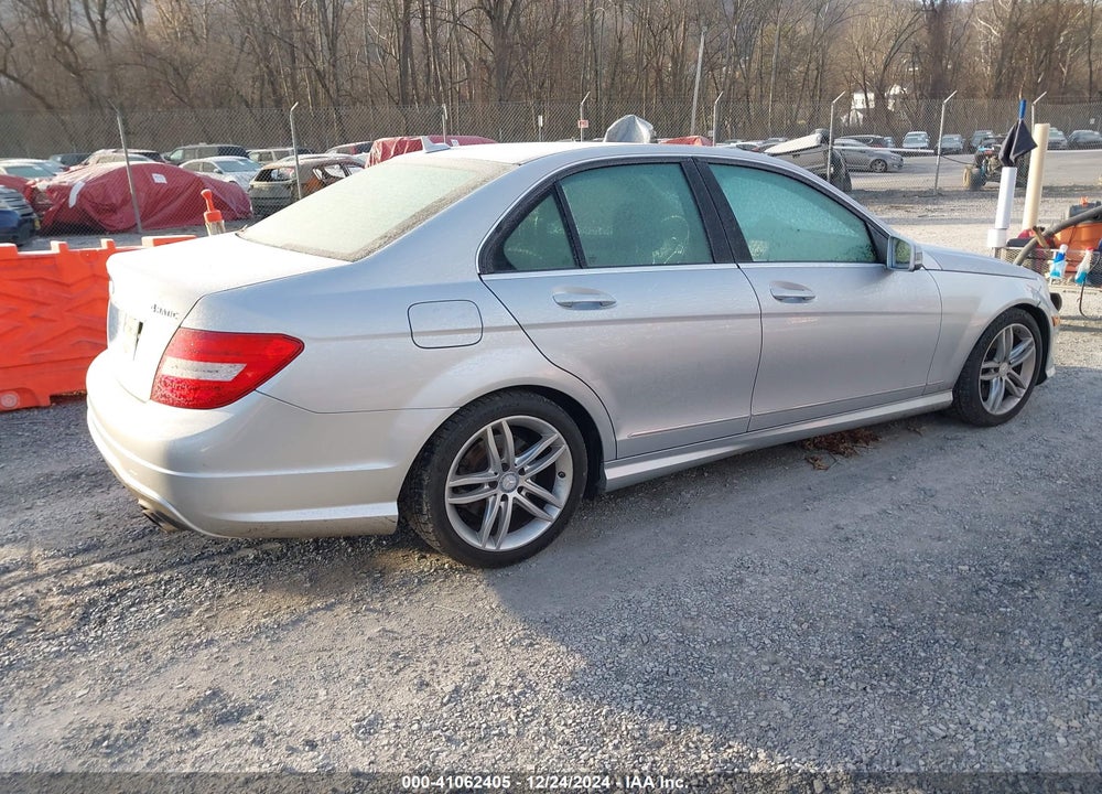 2013 MERCEDES-BENZ C 300 LUXURY 4MATIC/SPORT 4MATIC VIN: WDDGF8AB9DR298745