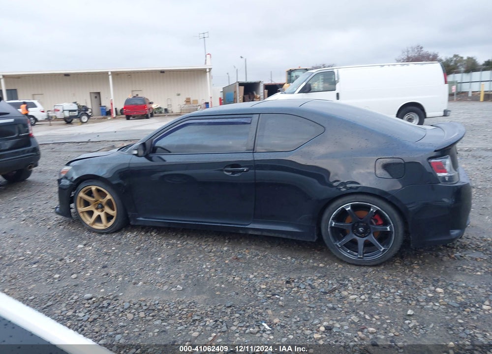 2014 SCION TC VIN: JTKJF5C77E3080680