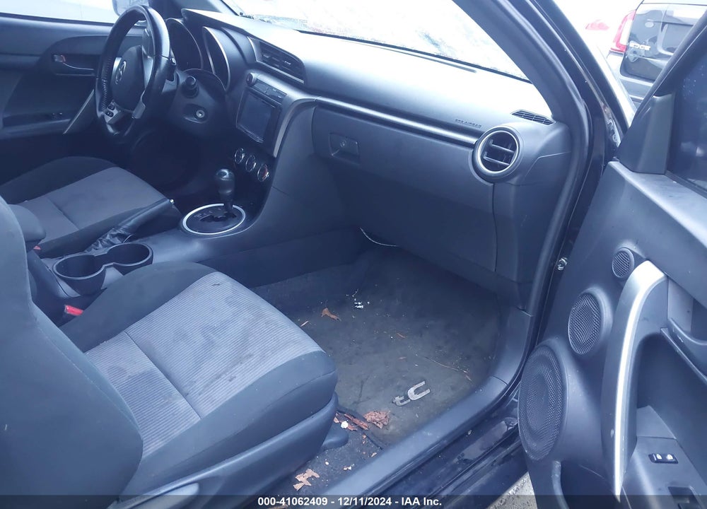 2014 SCION TC VIN: JTKJF5C77E3080680