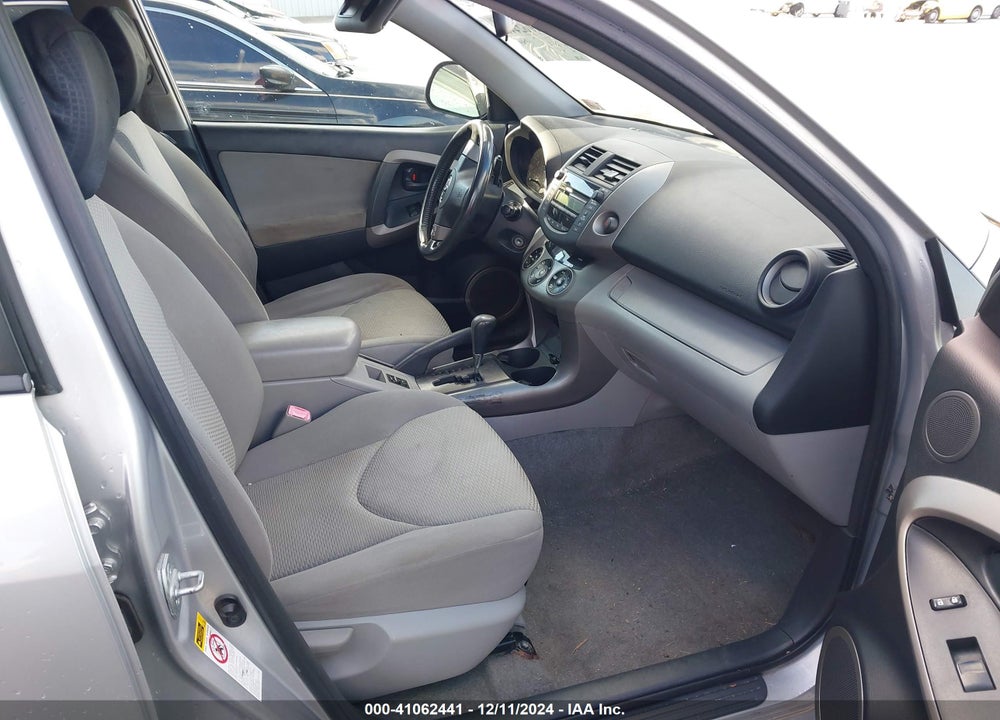 2008 TOYOTA RAV4 LIMITED VIN: JTMBD31V385146657