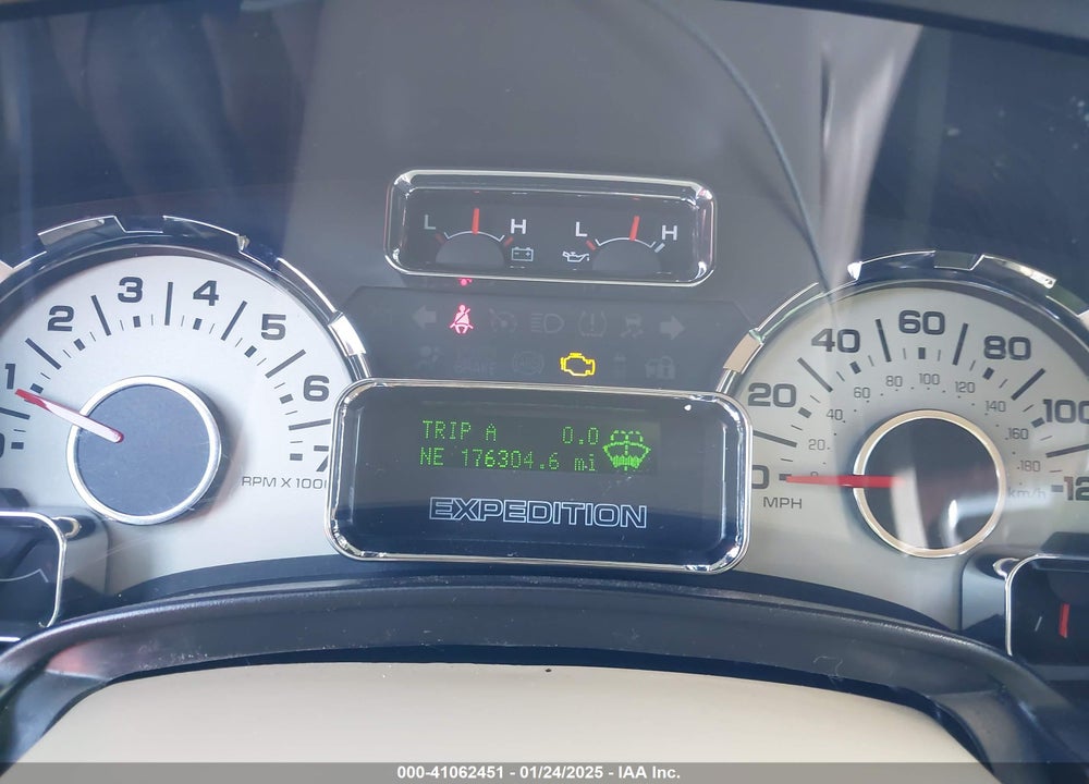 2013 FORD EXPEDITION EL VIN: 1FMJK1H55DEF48052