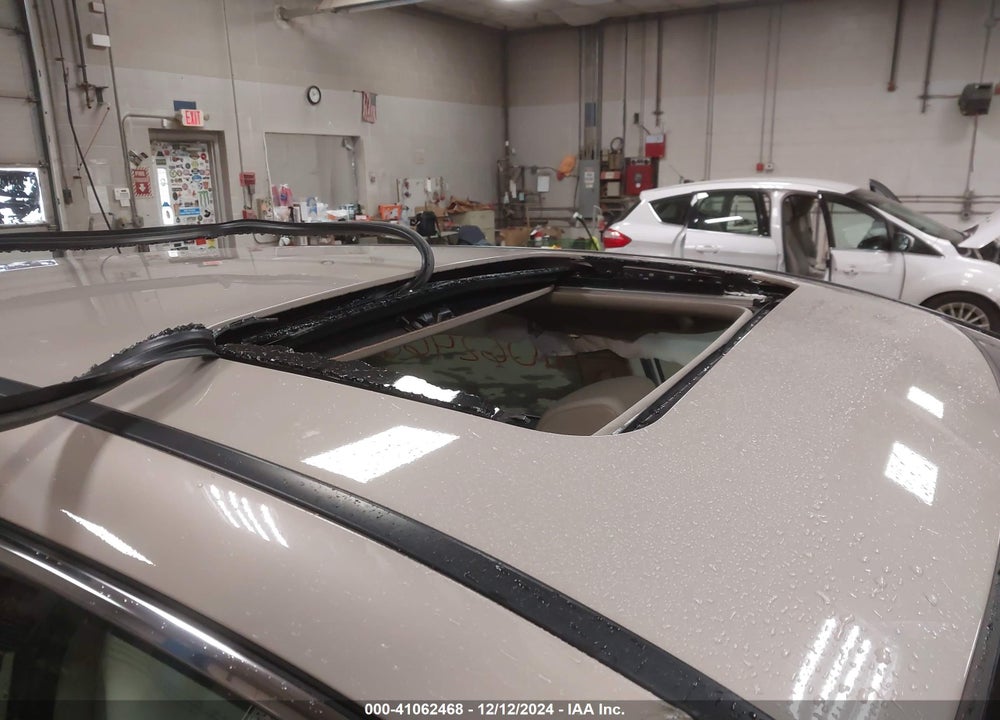 2019 HONDA CR-V VIN: 2HKRW2H52KH600848