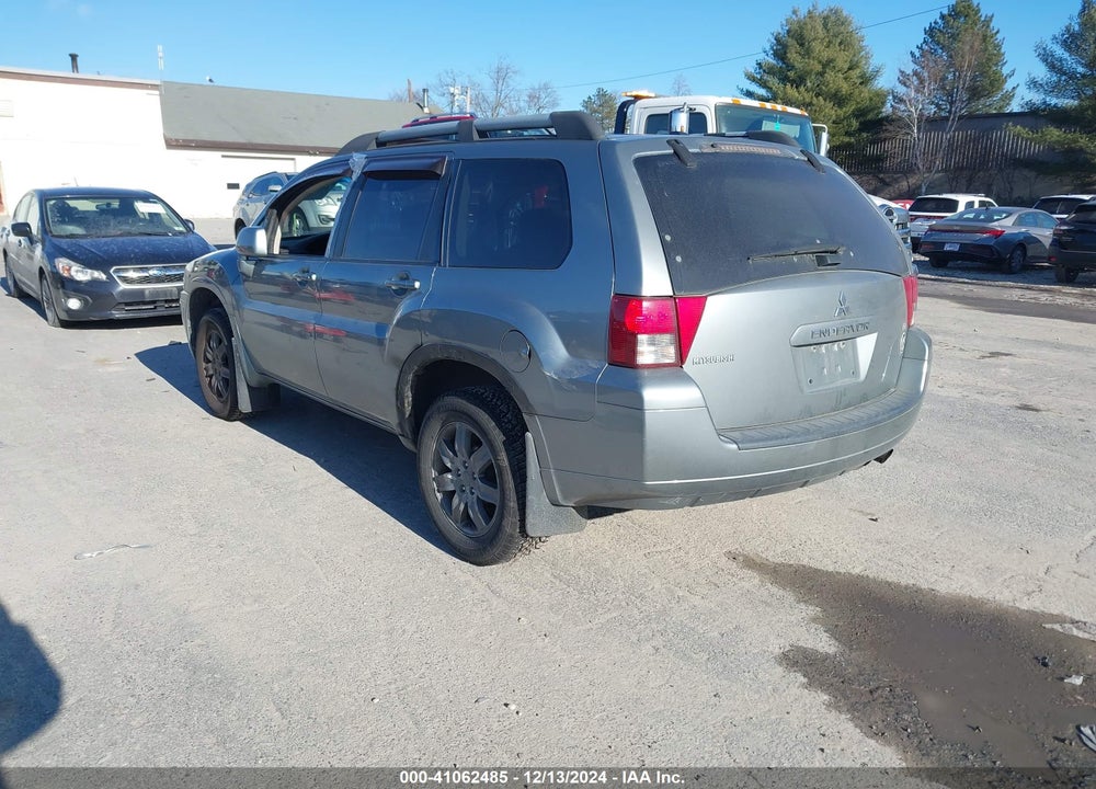 2008 MITSUBISHI ENDEAVOR SE VIN: 4A4MN31S08E042986
