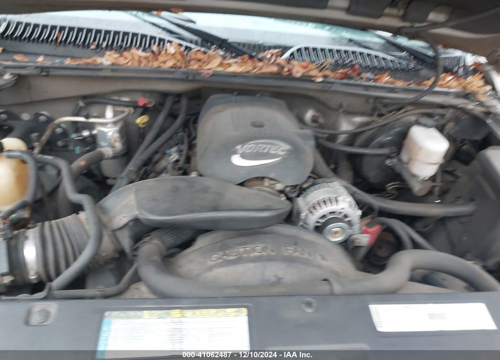 2001 CHEVROLET SILVERADO 1500 LS VIN: 2GCEC19T011107152