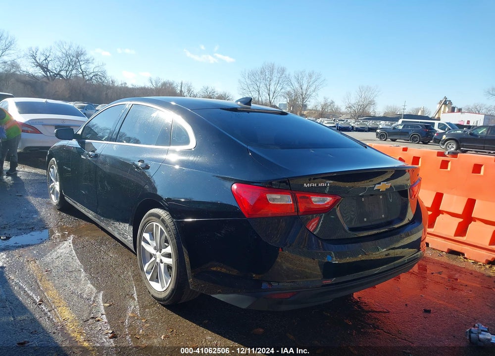 2018 CHEVROLET MALIBU VIN: 1G1ZD5ST2JF218206
