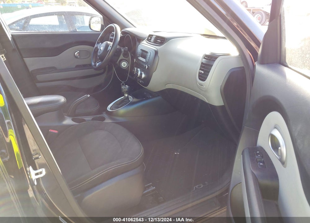 2015 KIA SOUL VIN: KNDJP3A5XF7131609