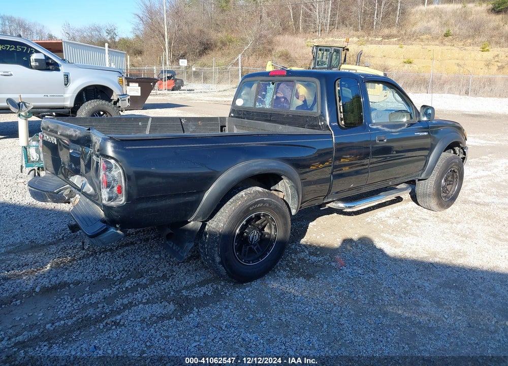 2002 TOYOTA TACOMA VIN: 5TEWM72N82Z135147