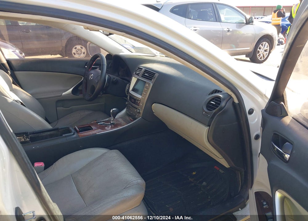 2007 LEXUS IS 250 VIN: JTHBK262172045565