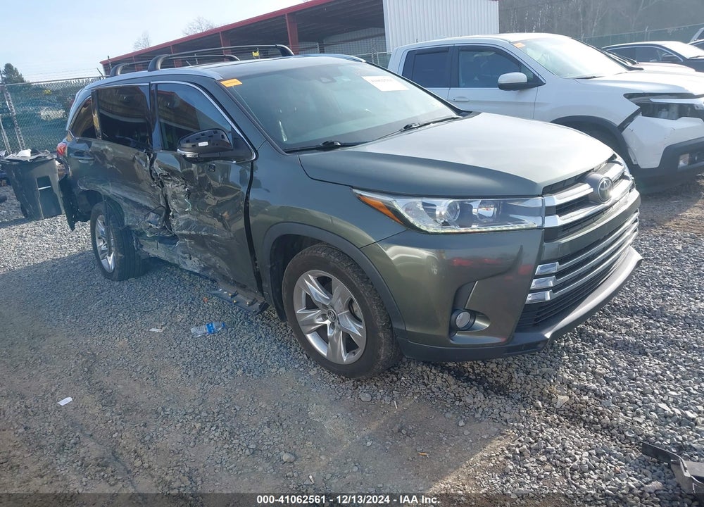 2018 TOYOTA HIGHLANDER LIMITED VIN: 5TDDZRFH6JS824883