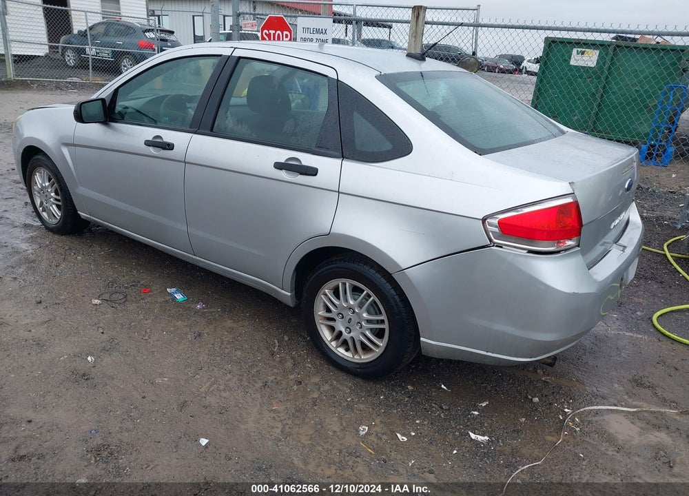 2011 FORD FOCUS SE VIN: 1FAHP3FN2BW168425