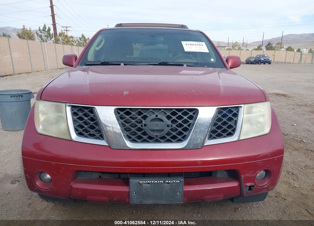 2005 NISSAN PATHFINDER LE VIN: 5N1AR18W45C741021