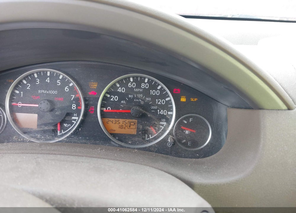 2005 NISSAN PATHFINDER LE VIN: 5N1AR18W45C741021