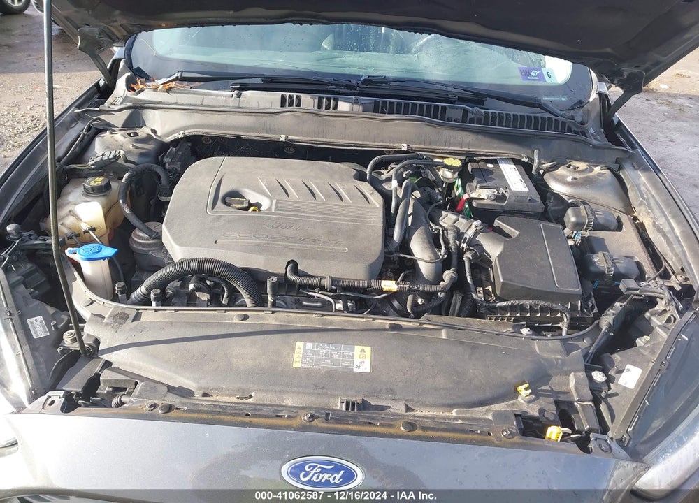 2015 FORD FUSION SE VIN: 3FA6P0HD9FR170885