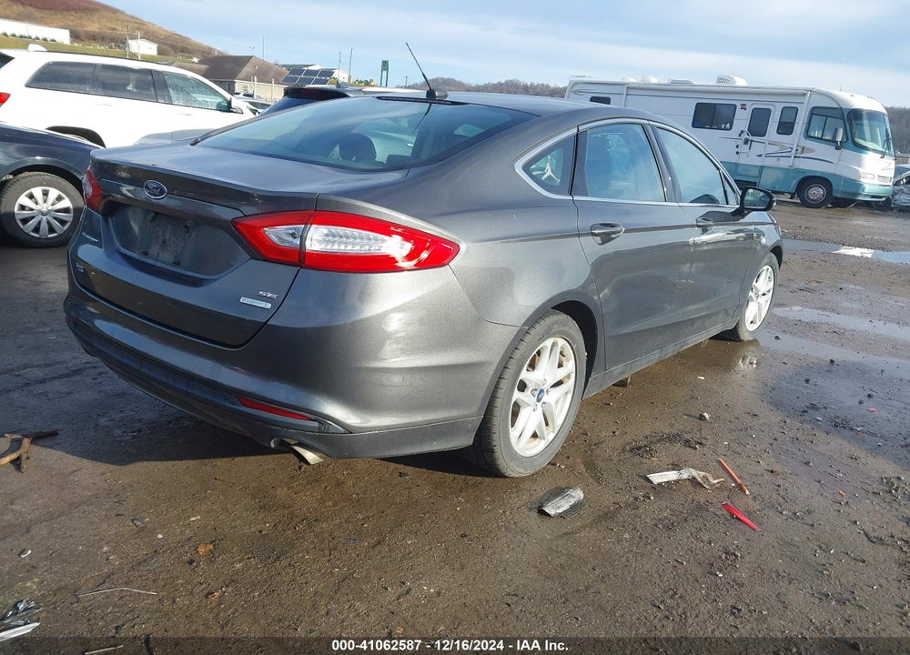 2015 FORD FUSION SE VIN: 3FA6P0HD9FR170885