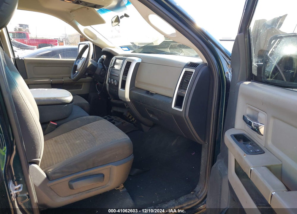 2011 RAM 1500 SLT VIN: 1D7RB1GP6BS611755