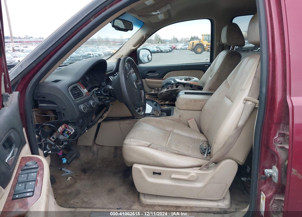 2007 CHEVROLET SUBURBAN 1500 LT VIN: 1GNFK16377J209128