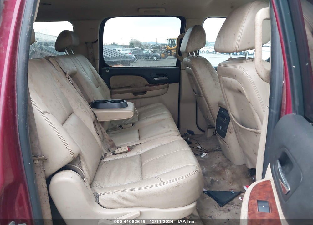 2007 CHEVROLET SUBURBAN 1500 LT VIN: 1GNFK16377J209128
