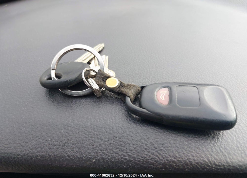 2011 HYUNDAI SANTA FE GLS VIN: 5XYZG3ABXBG022783