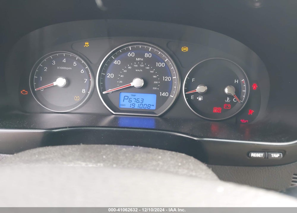 2011 HYUNDAI SANTA FE GLS VIN: 5XYZG3ABXBG022783