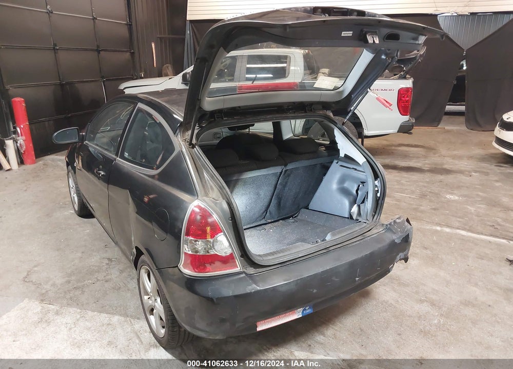 2007 HYUNDAI ACCENT VIN: KMHCN36C67U026540