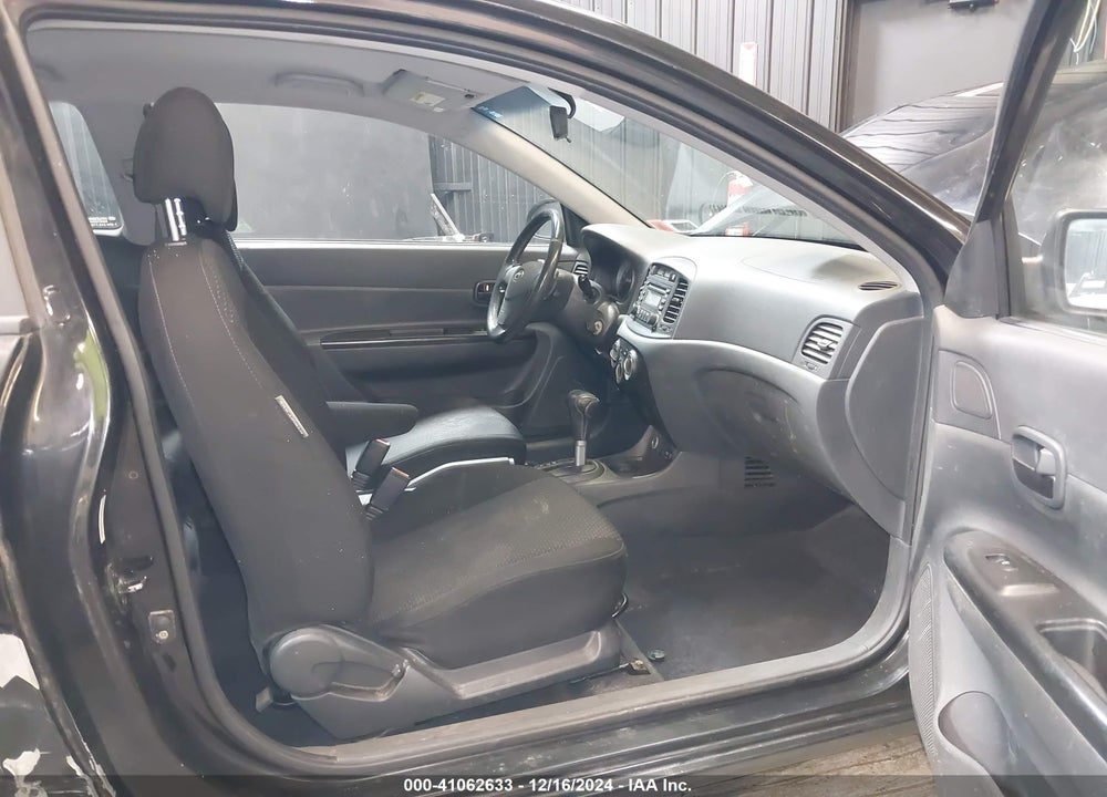 2007 HYUNDAI ACCENT VIN: KMHCN36C67U026540