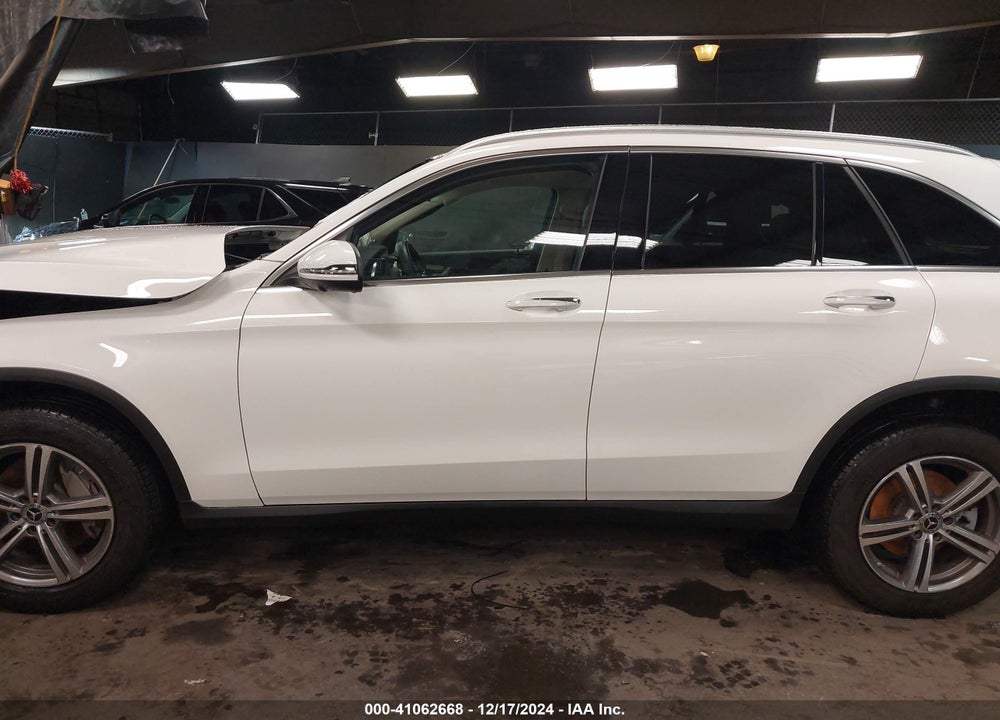 2022 MERCEDES-BENZ GLC 300 4MATIC SUV VIN: W1N0G8EB1NV327465
