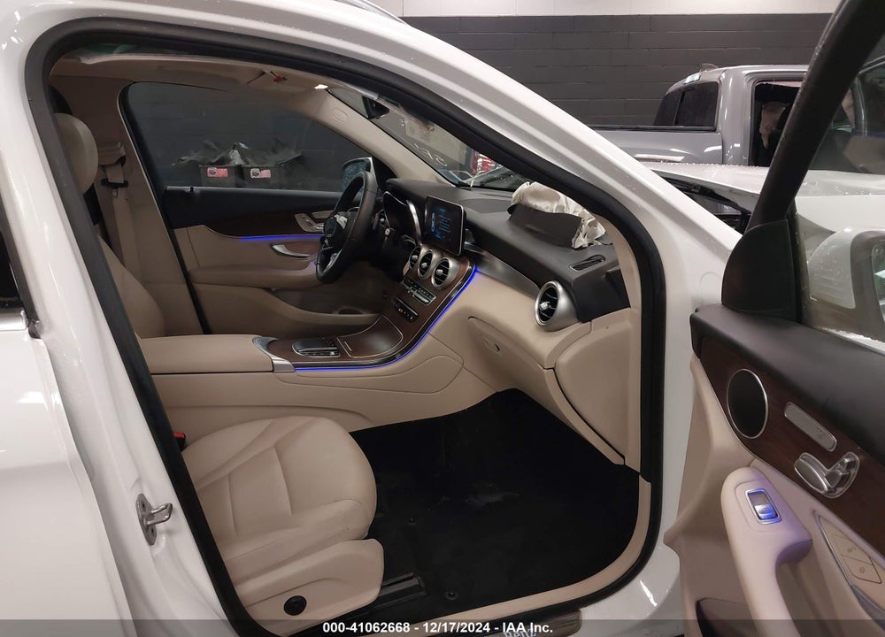 2022 MERCEDES-BENZ GLC 300 4MATIC SUV VIN: W1N0G8EB1NV327465