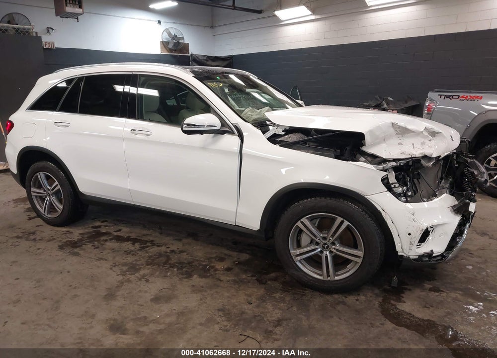 2022 MERCEDES-BENZ GLC 300 4MATIC SUV VIN: W1N0G8EB1NV327465
