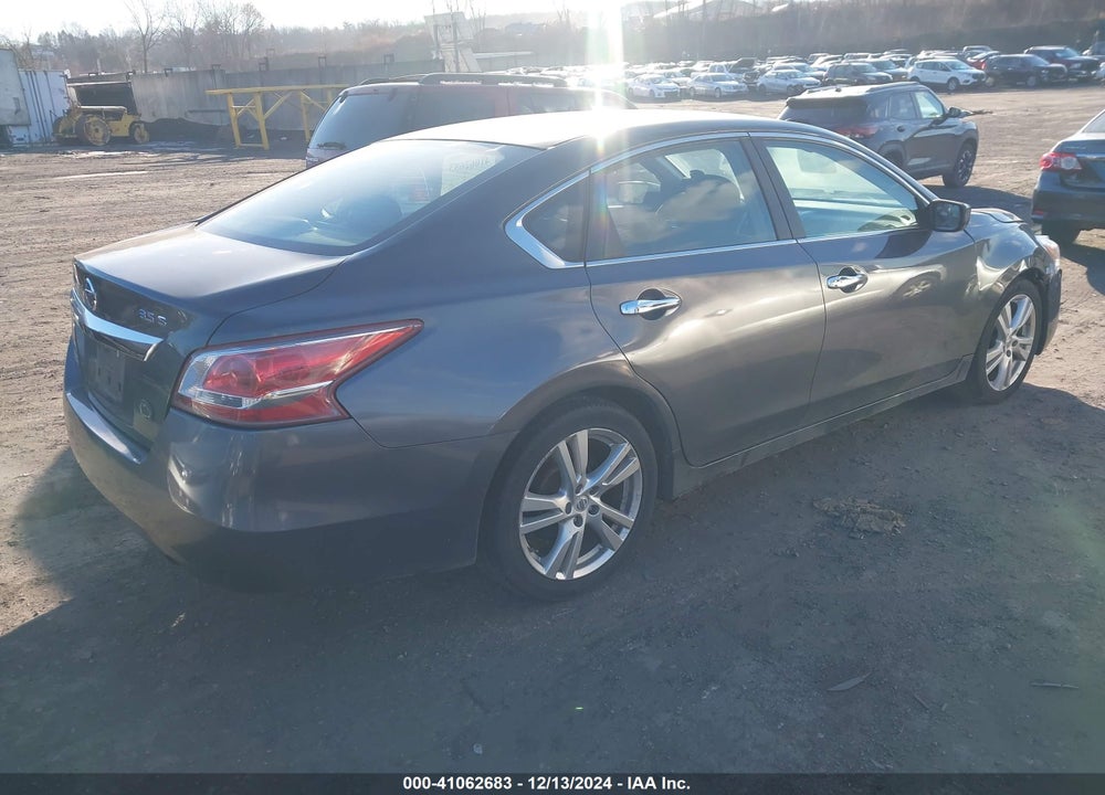 2013 NISSAN ALTIMA 3.5 S VIN: 1N4BL3AP8DC251789