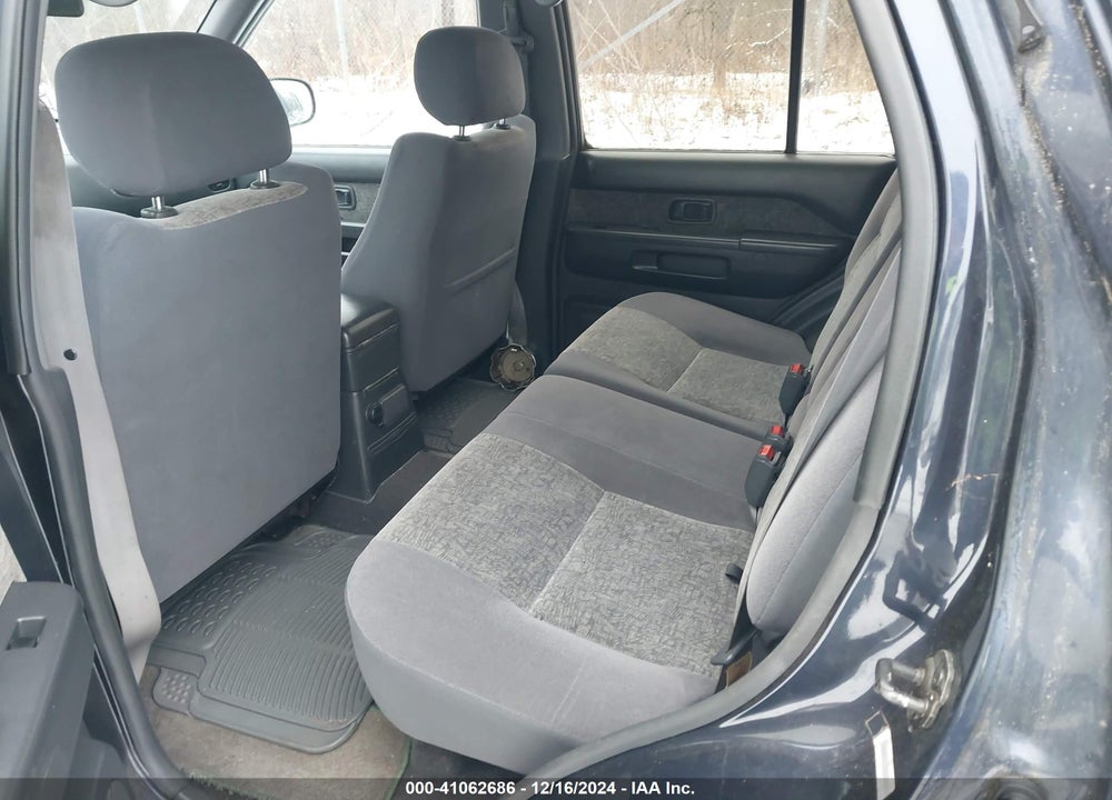1998 NISSAN PATHFINDER LE/SE/XE VIN: JN8AR05Y3WW269502