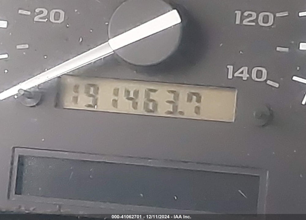 1992 FORD F150 VIN: 1FTDF15Y2NNA49988