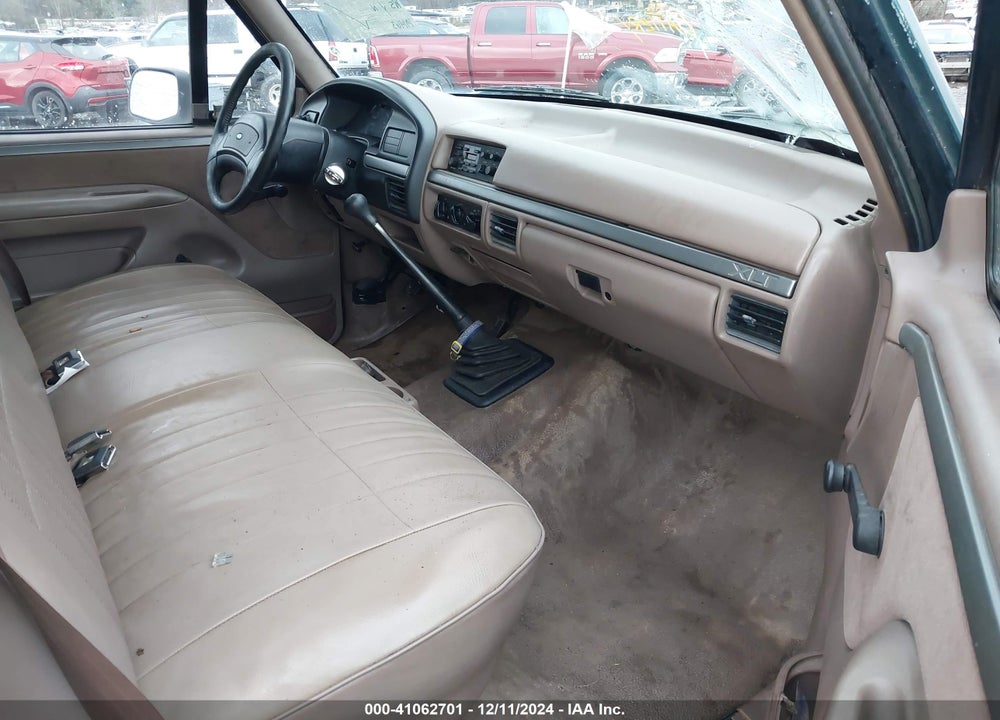 1992 FORD F150 VIN: 1FTDF15Y2NNA49988