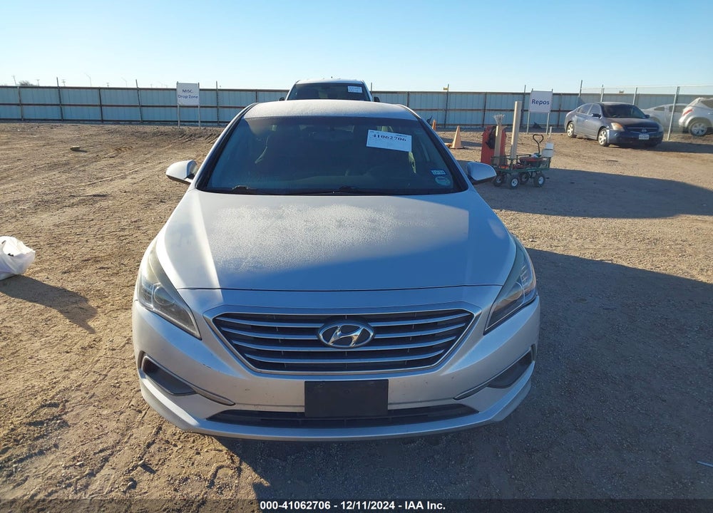 2016 HYUNDAI SONATA SE VIN: 5NPE24AF6GH373163