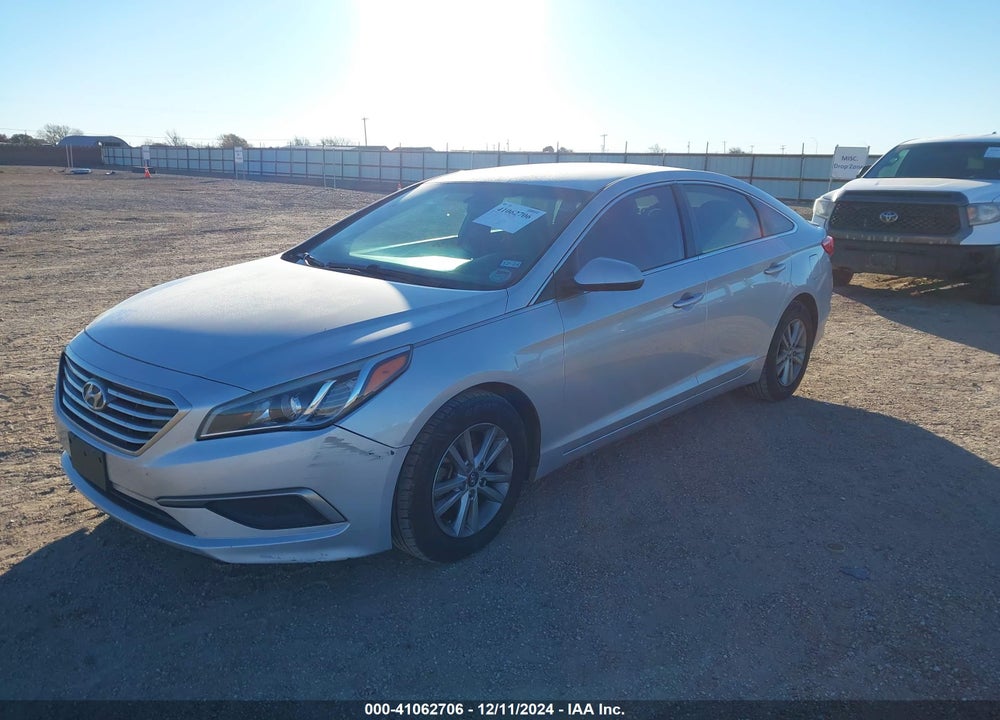 2016 HYUNDAI SONATA SE VIN: 5NPE24AF6GH373163