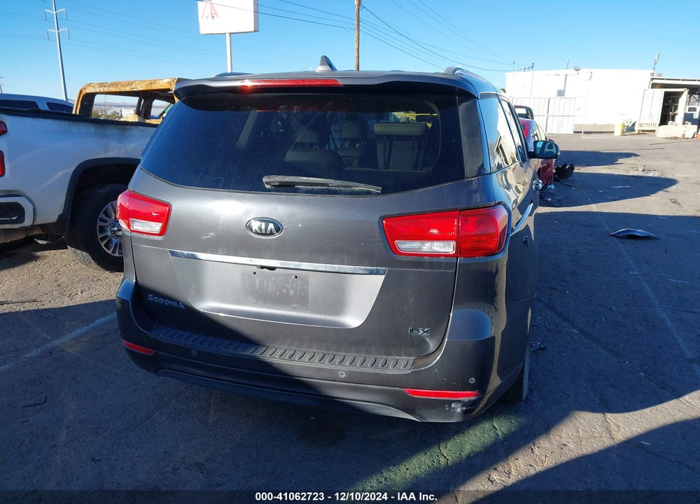 2017 KIA SEDONA LX VIN: KNDMB5C1XH6234376