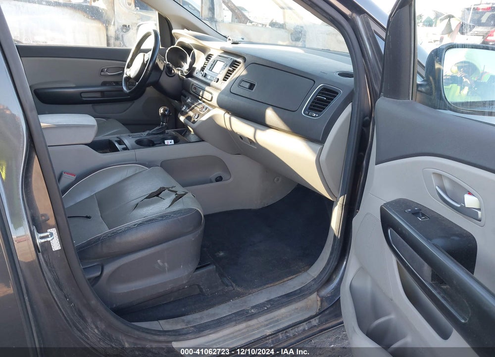 2017 KIA SEDONA LX VIN: KNDMB5C1XH6234376