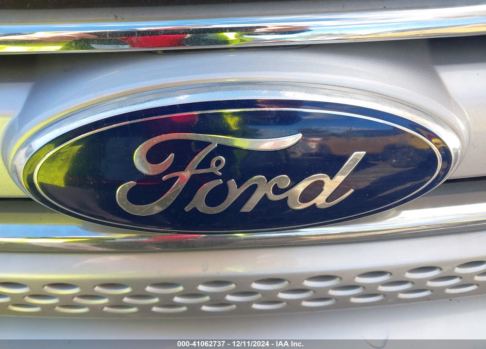 2015 FORD EXPLORER LIMITED VIN: 1FM5K7F88FGB98196