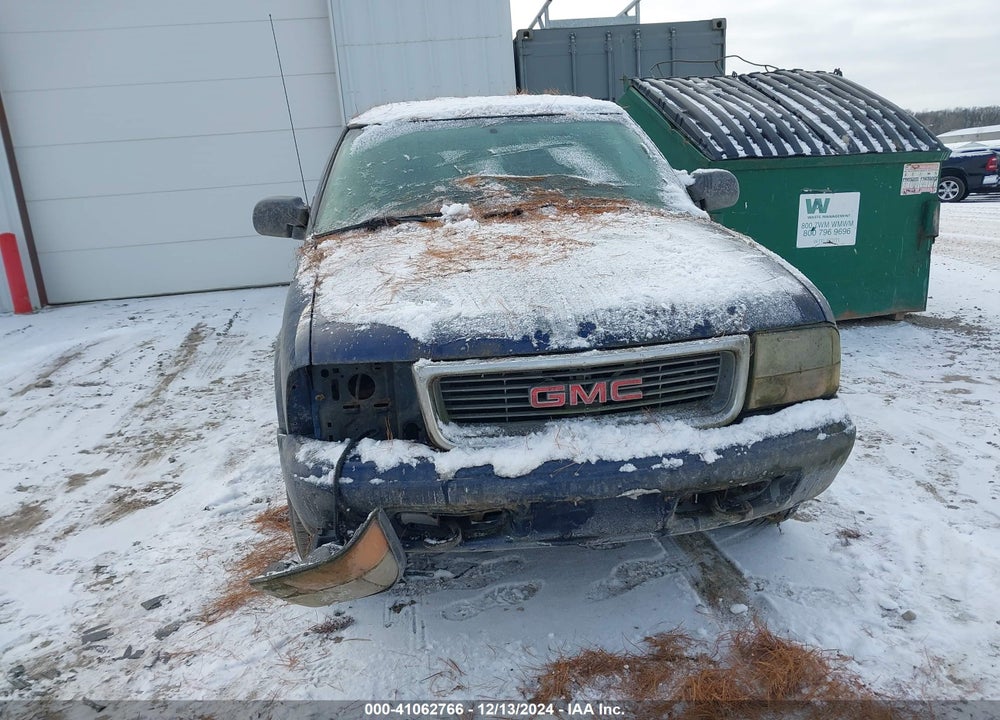 2001 GMC JIMMY SLE VIN: 1GKDT13W912133929
