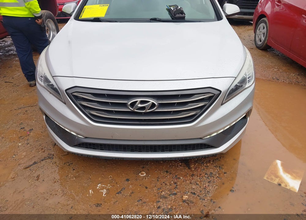 2015 HYUNDAI SONATA SPORT VIN: 5NPE34AF4FH051679