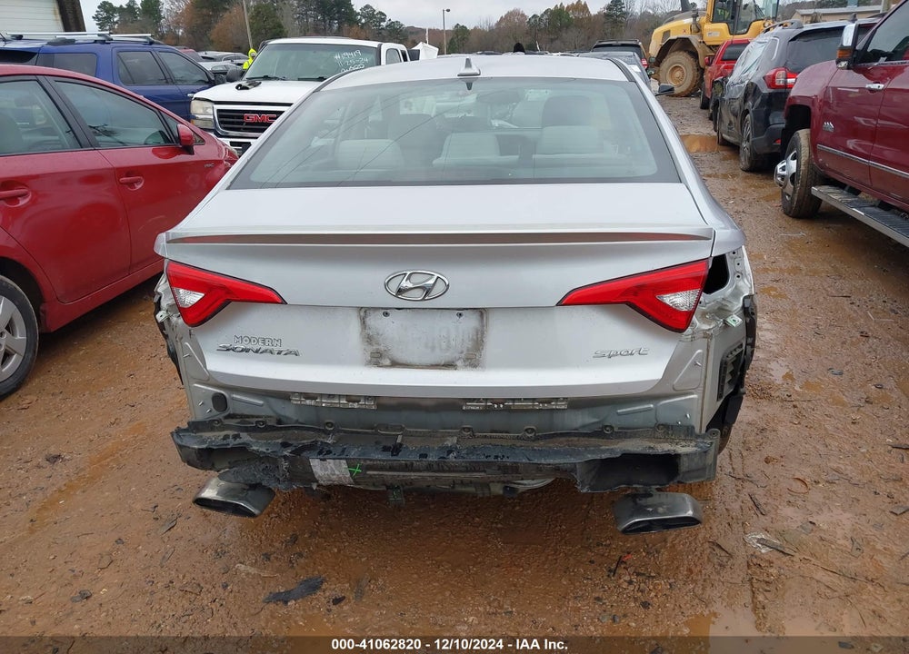 2015 HYUNDAI SONATA SPORT VIN: 5NPE34AF4FH051679