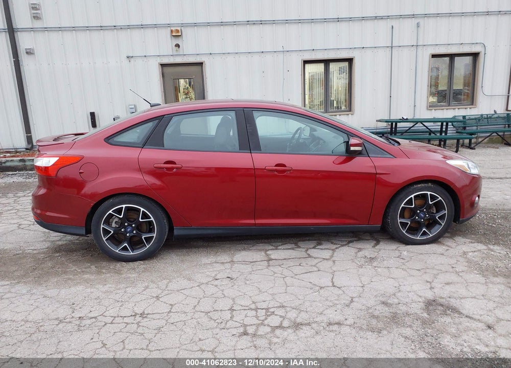 2014 FORD FOCUS SE VIN: 1FADP3F24EL129524