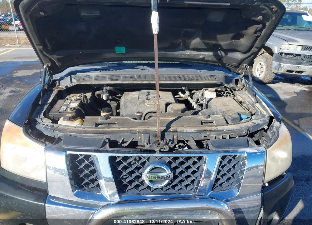 2011 NISSAN TITAN SV VIN: 1N6BA0ED3BN320725