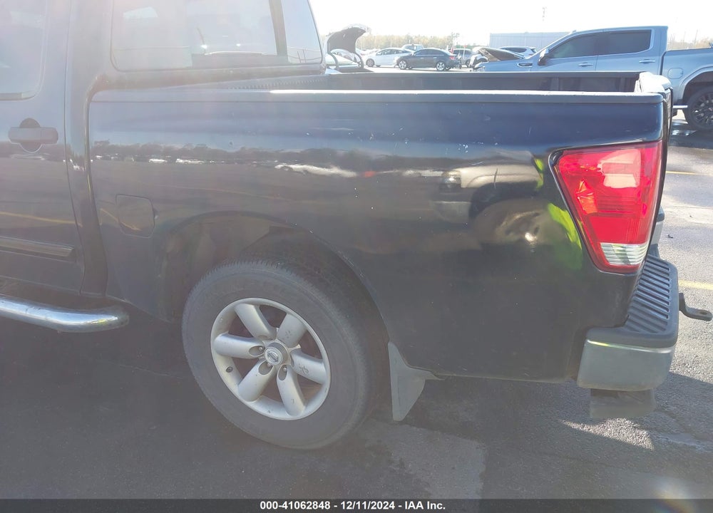 2011 NISSAN TITAN SV VIN: 1N6BA0ED3BN320725
