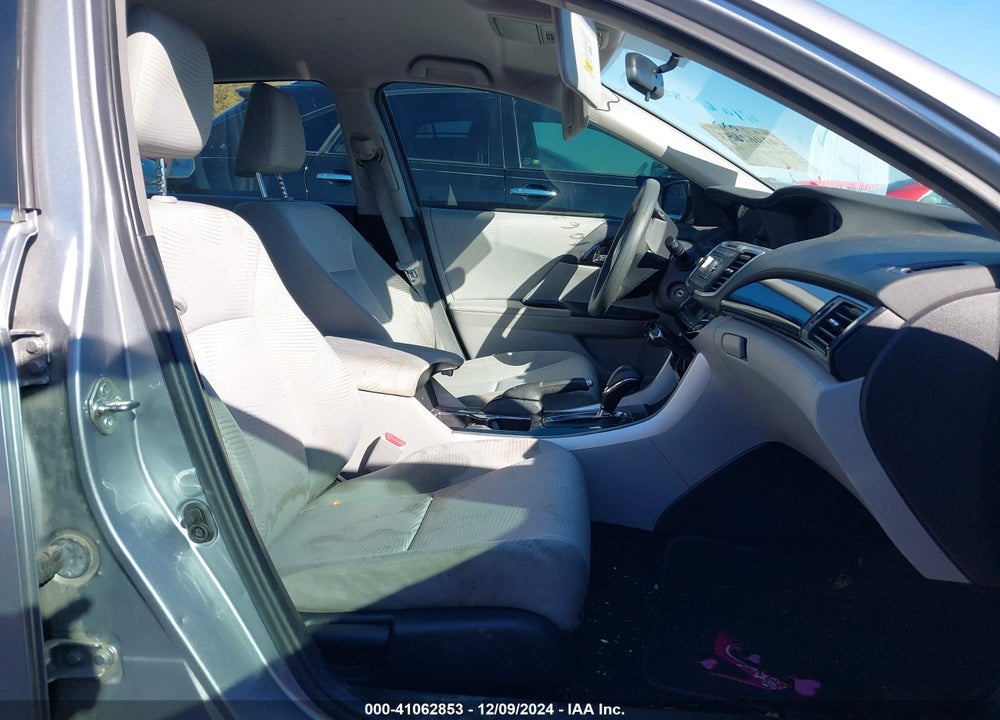 2017 HONDA ACCORD LX VIN: 1HGCR2F3XHA176237
